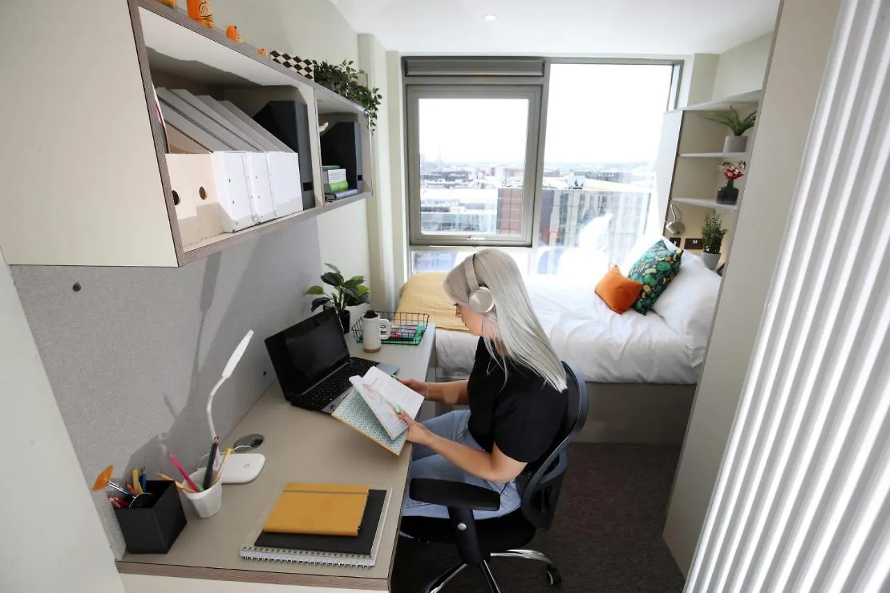 For Students Only Ensuite Bedrooms With Shared Kitchen At Liv Student In Belfast