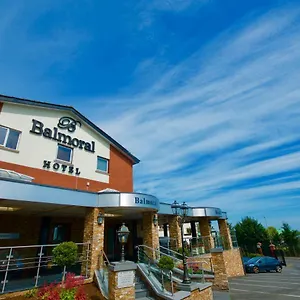 Balmoral Hotel, Отель